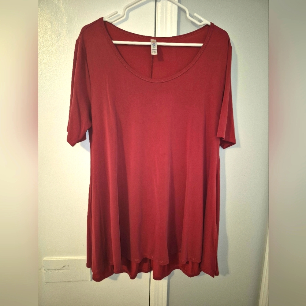Lularoe Size Large Women's Burgundy Scoop Neck Top